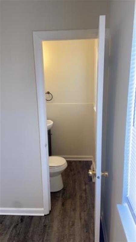Building Photo - AFFORDABLE AND COMFORTABLE