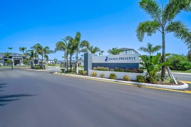 Building Photo - 3024 Green Palm Ct