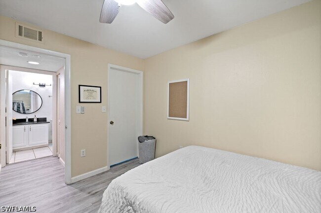 Building Photo - 3180 Seasons Way