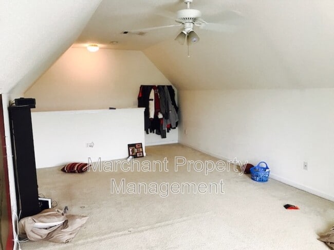 Building Photo - 776 Waterbrook Ln