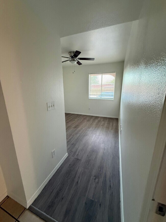 Building Photo - 1926 Haskell Rd