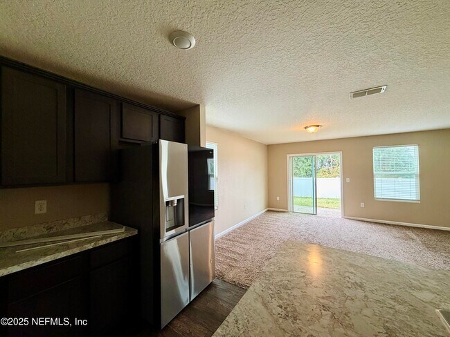 Building Photo - 3583 Sunfish Dr