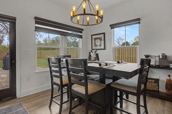 Building Photo - 197 W 1st Ave