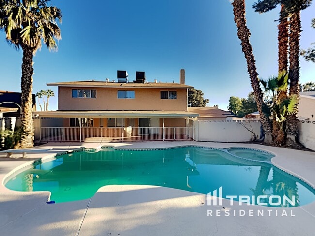 Building Photo - 3746 Terrace Dr