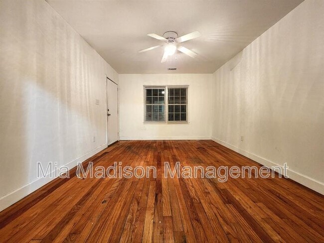 Building Photo - 131 Hibiscus Ave