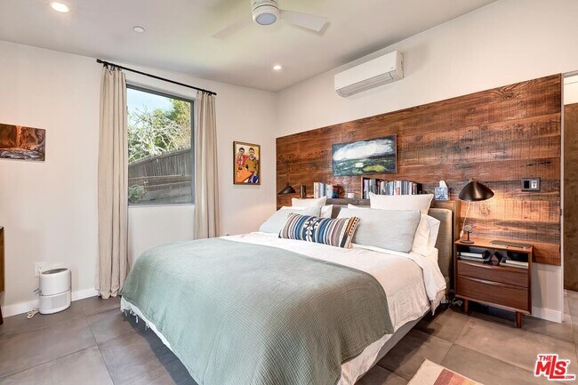 Building Photo - 3121 Verdugo Pl