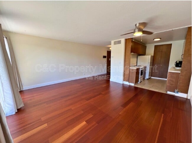 Building Photo - 938 Lea Dr