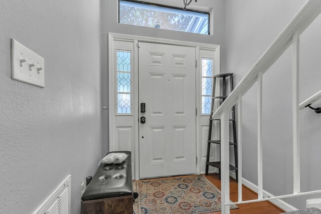 Building Photo - 7731 Falcon Rest Cir