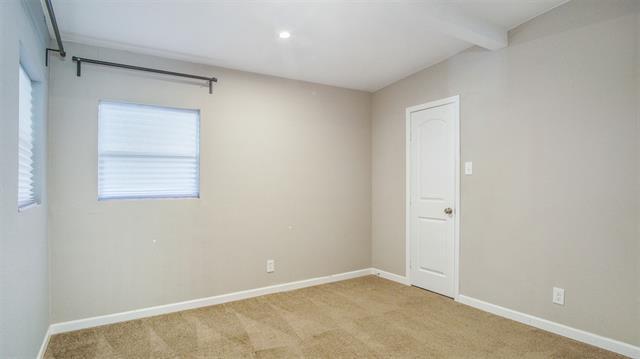 Building Photo - 2059 Dorothy Ln