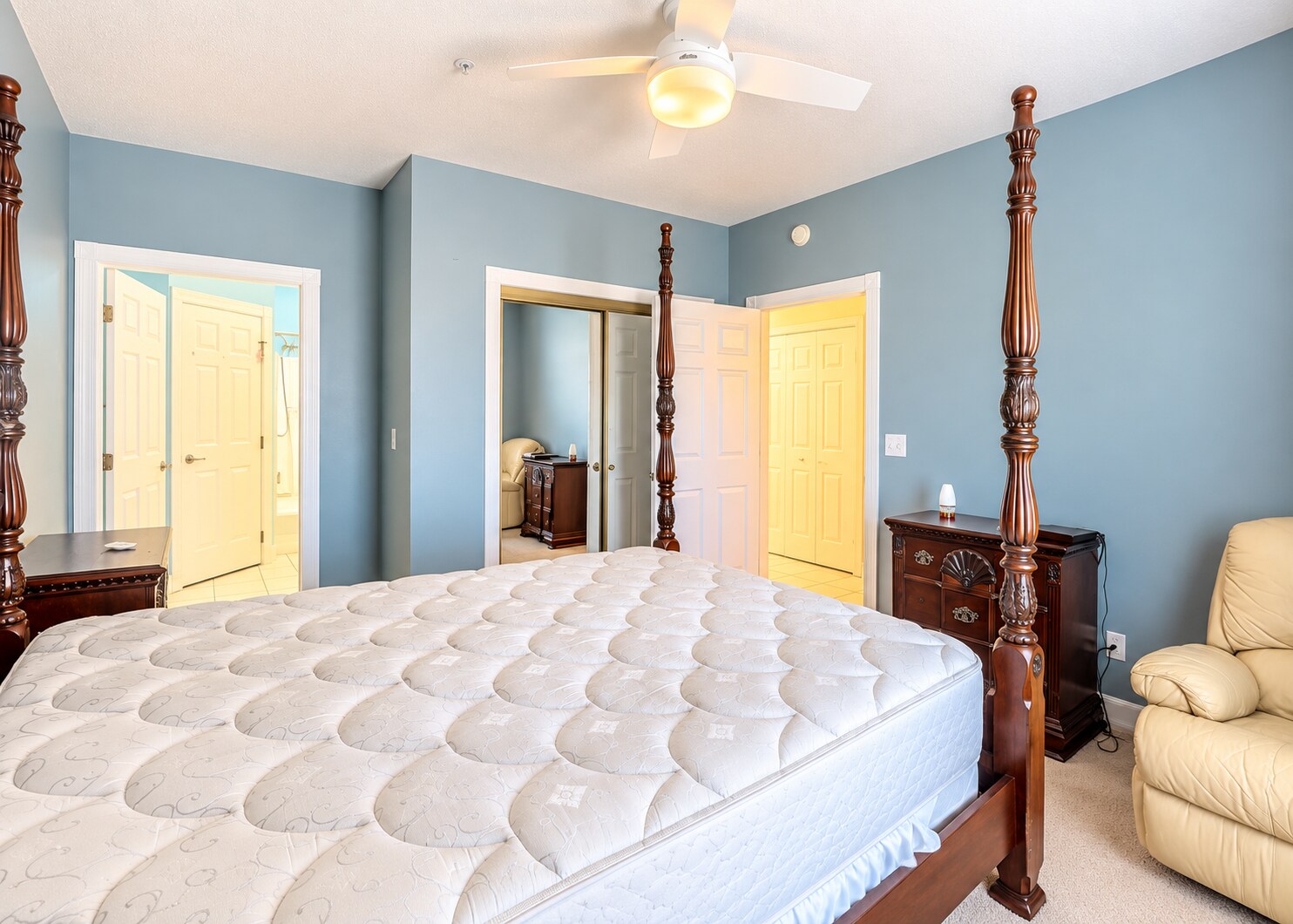 Building Photo - 4879 Dahlia Ct