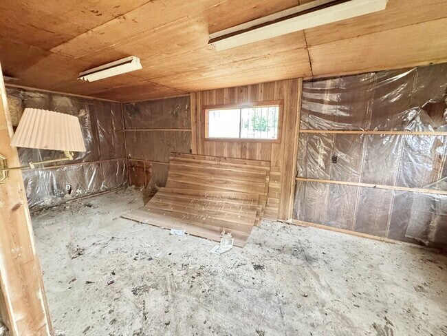 Building Photo - 4914 Childs Dr