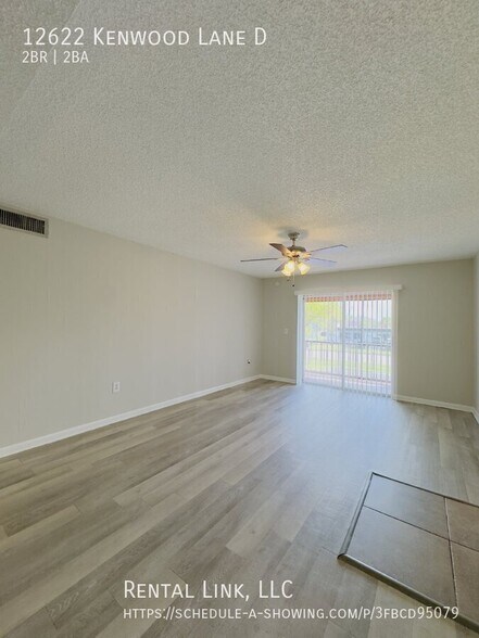 Building Photo - 12622 Kenwood Ln