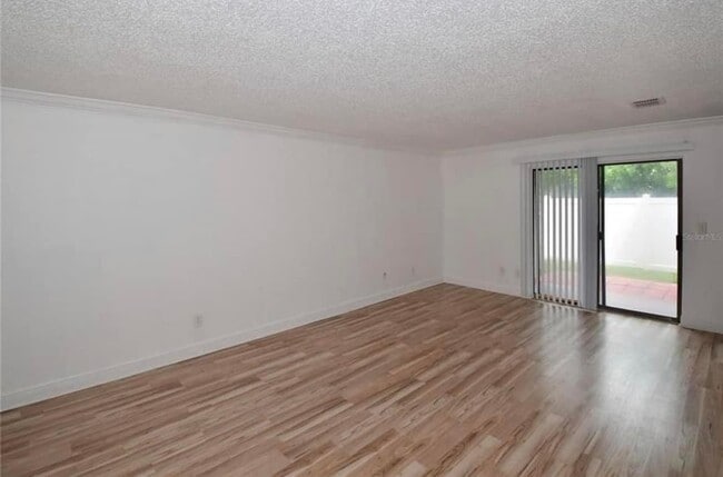 Building Photo - 7298 Ulmerton Rd