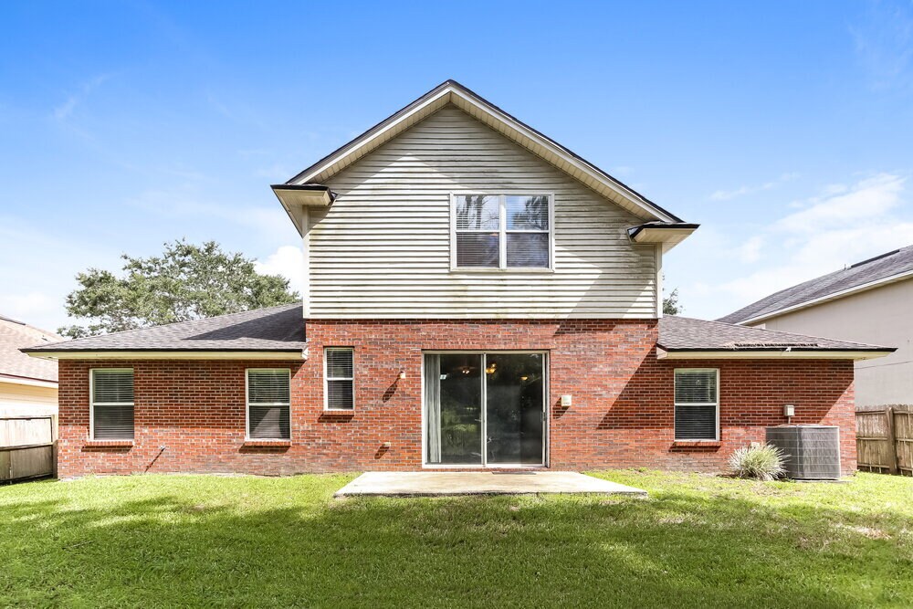 Building Photo - 3168 Tower Oaks Dr