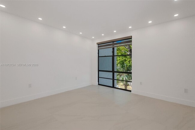 Building Photo - 17620 Atlantic Blvd