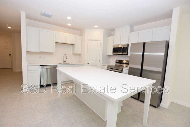 Building Photo - 4130 Collegiate Blvd