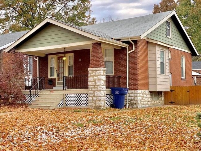 Building Photo - Fantastic 2bd/1ba home! Coming soon!