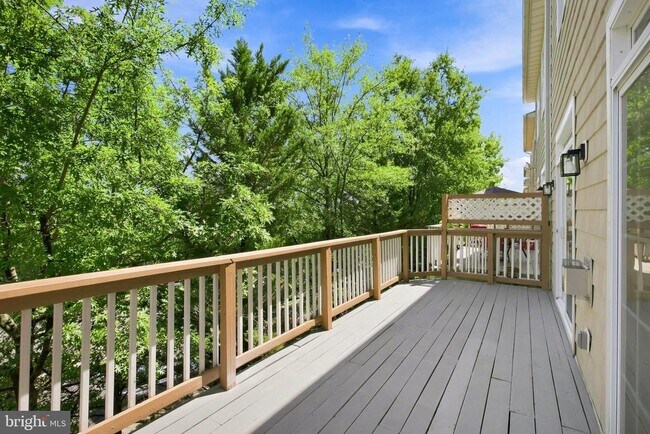 Building Photo - 1824 Cedar Cove Way