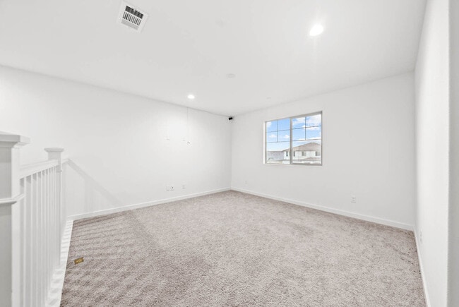 Building Photo - 29963 Blueridge Ct