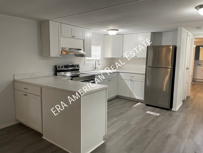 Building Photo - 5975 Staff Rd