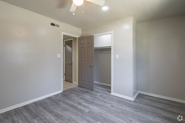 1BR, 1BA - 600SF - Bedroom - Redstone Garden Apartments