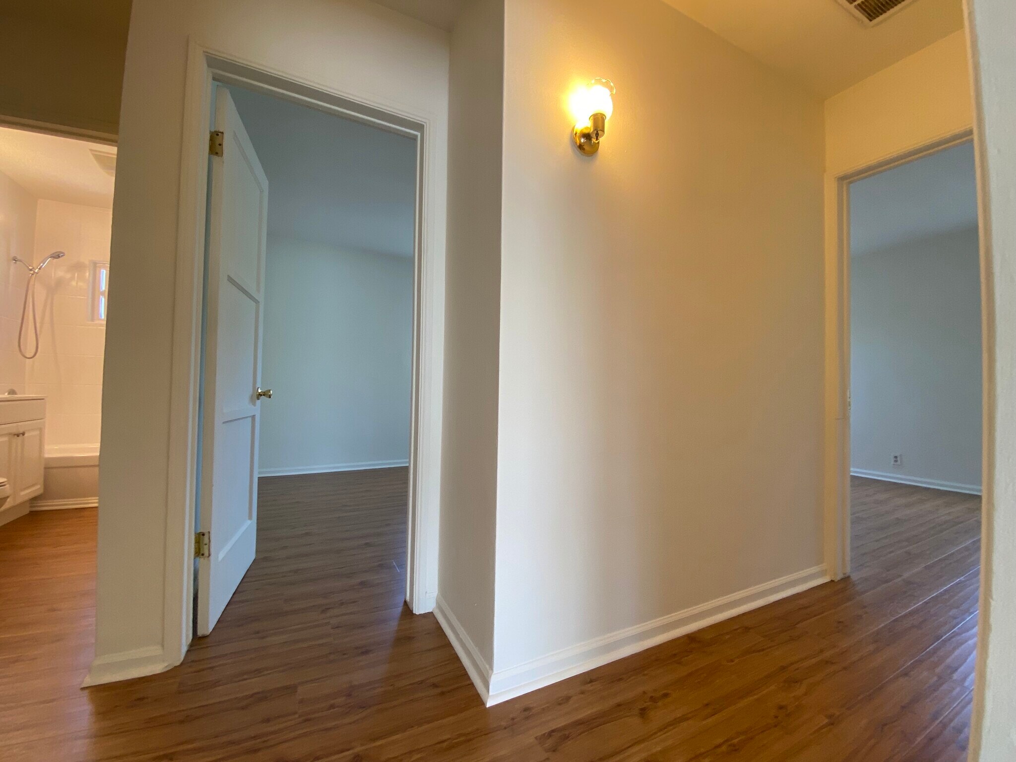 Building Photo - 1621 Del Amo Blvd