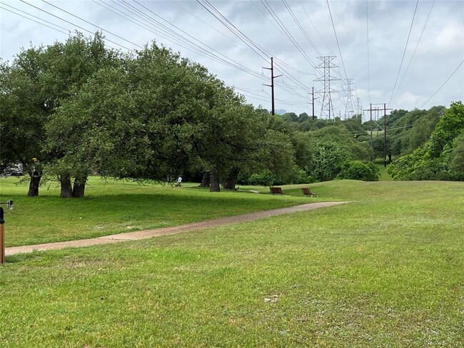 Building Photo - 11901 Swearingen Dr