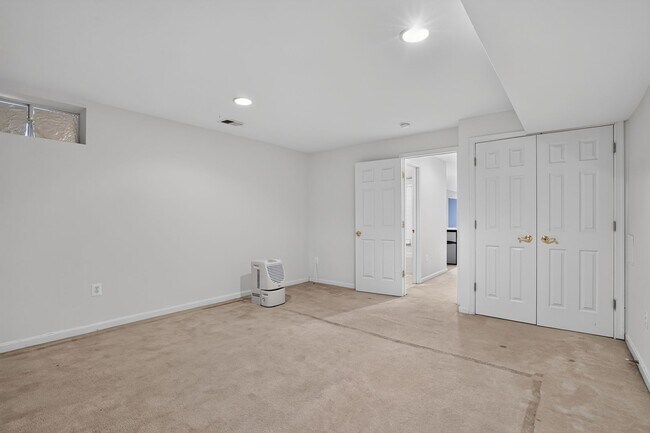 Building Photo - 44331 Apache Cir
