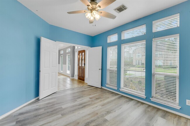 Building Photo - 7619 Limber Bough Dr