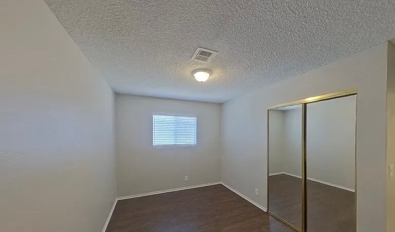 Building Photo - 108 Edelweiss St