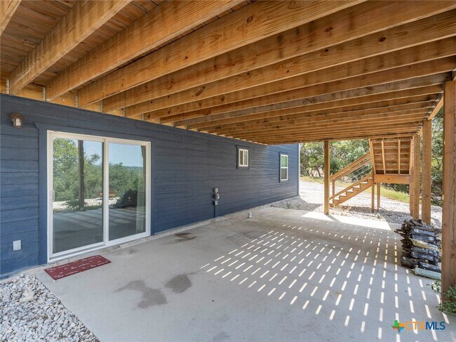 Building Photo - 268 White Oak Dr