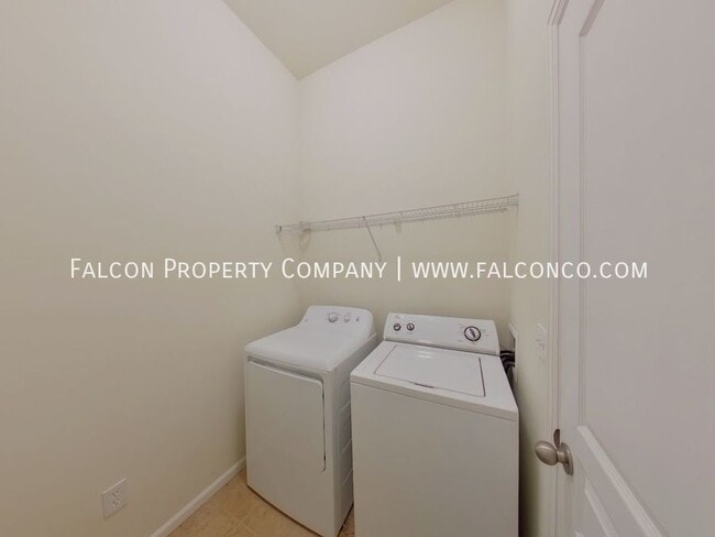 Building Photo - 5628 Saint Patrick Vw