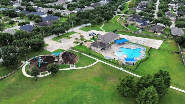 Building Photo - 3058 Winterberry Ln