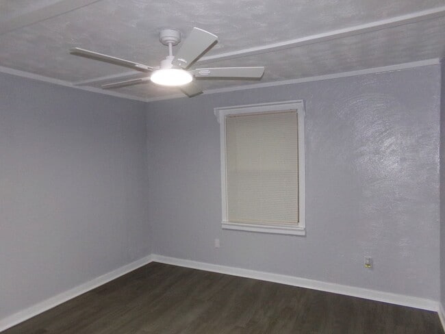 Building Photo - Fully Renovated Home in Havelock