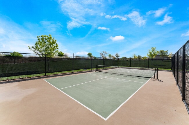 Building Photo - 3 Bedroom Townhome for Rent in Cadence Henderson | Solar Home | Master-Planned Community Near Las...