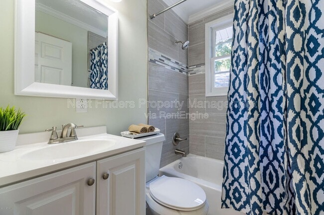 Building Photo - 4547 Post St