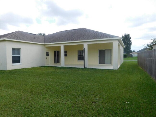 Building Photo - 327 Alegriano Ct