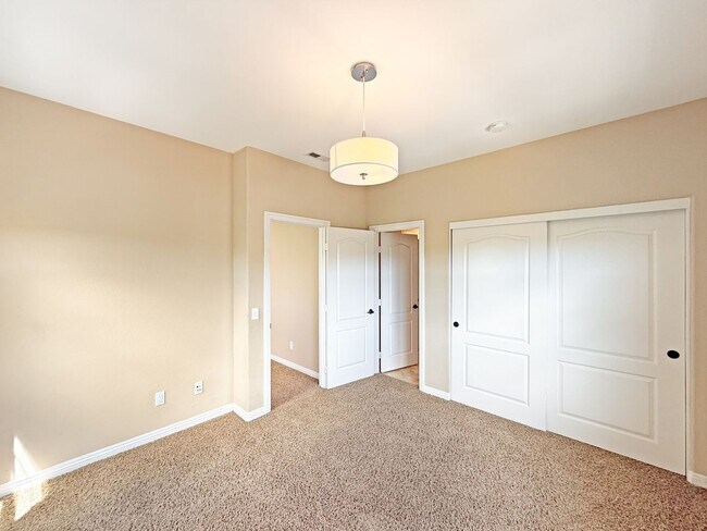 Building Photo - SD: Stunning 3BD/3BA Home in Black Mountain Ranch with Panoramic Views, Solar & In-Unit Laundry
