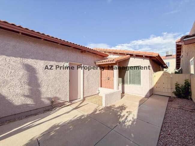 Building Photo - 7829 N 21st Ln
