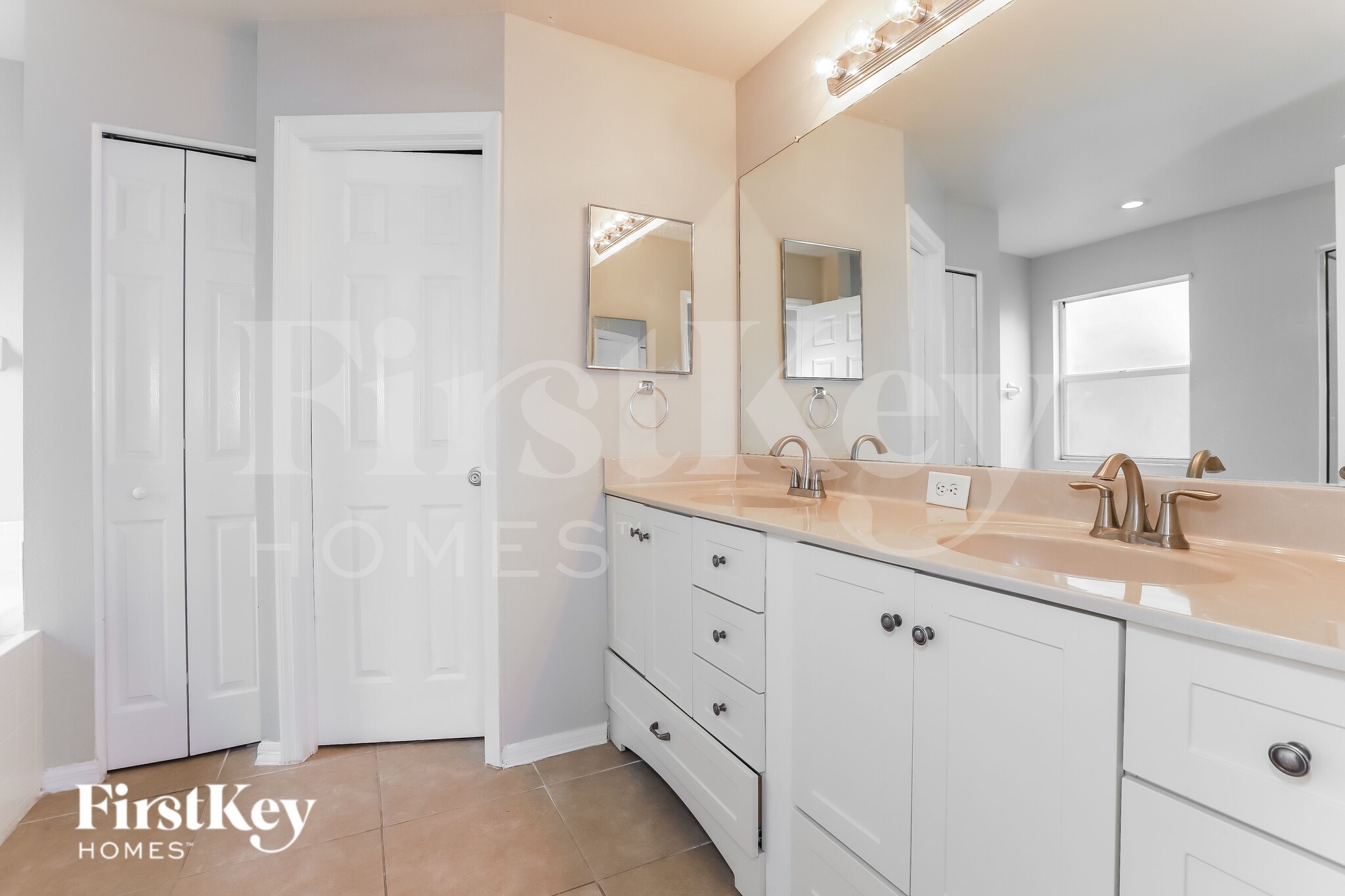 Building Photo - 1227 Alpine Lake Dr