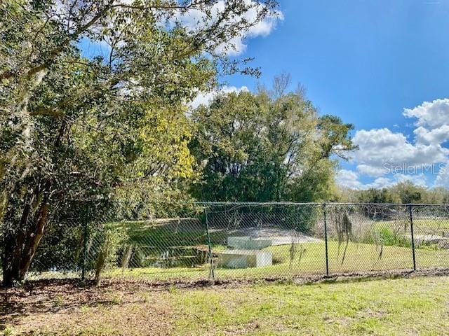 Building Photo - 509 Pine Ln