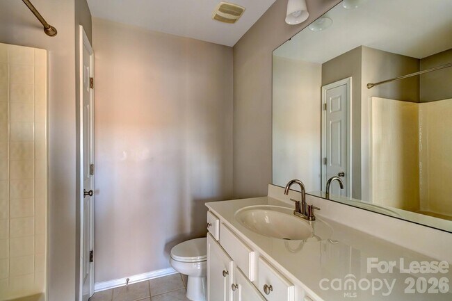 Building Photo - 417 River Park Road