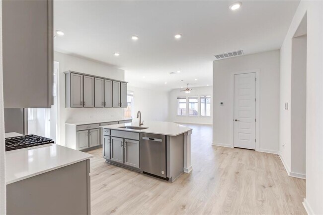 Building Photo - 625 Promise Land Ct