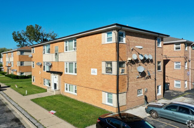 Building Photo - 2066 135th Pl