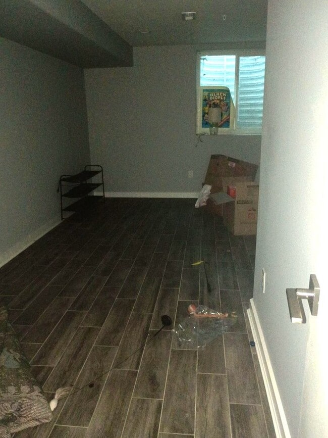 Building Photo - Stunning 4-Bedroom Townhome in Grays Ferry! Available NOW!