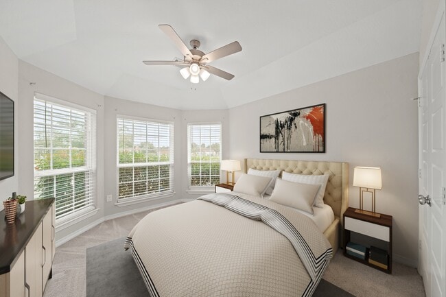 Building Photo - 3107 Amboy St