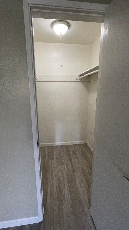 Building Photo - 1818 Rexford Dr