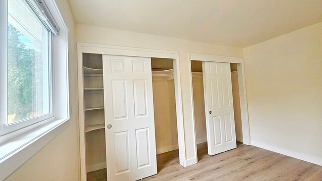 Building Photo - 3 Bed 1.25 Bath Single Family Home in Renton