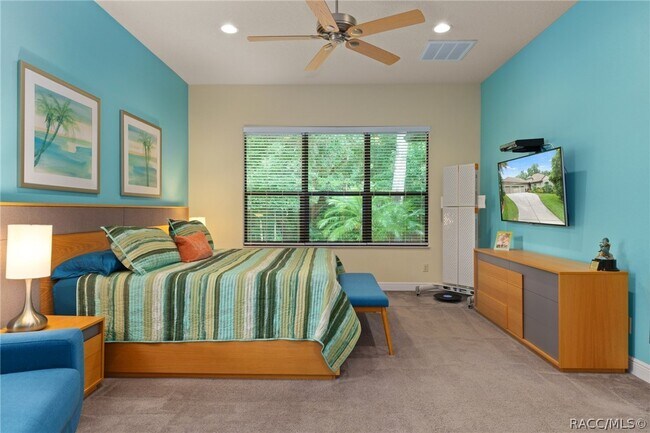 Building Photo - 2321 N Hickory Glen Point