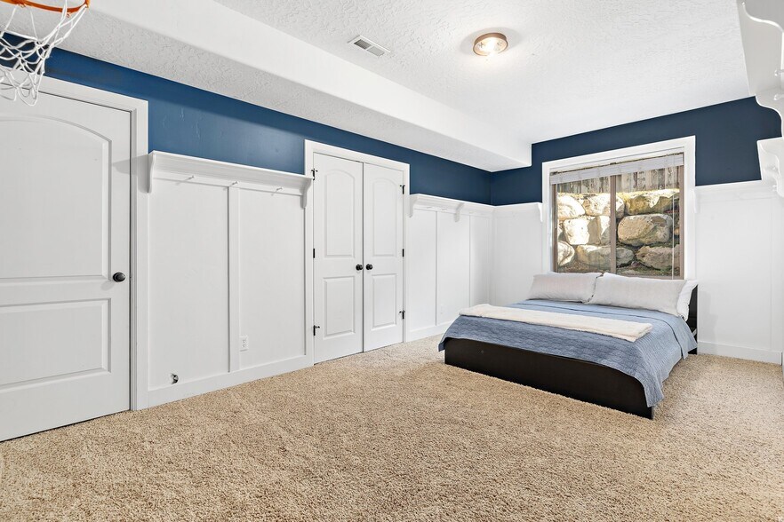 Building Photo - 151 Glacier Lily Dr